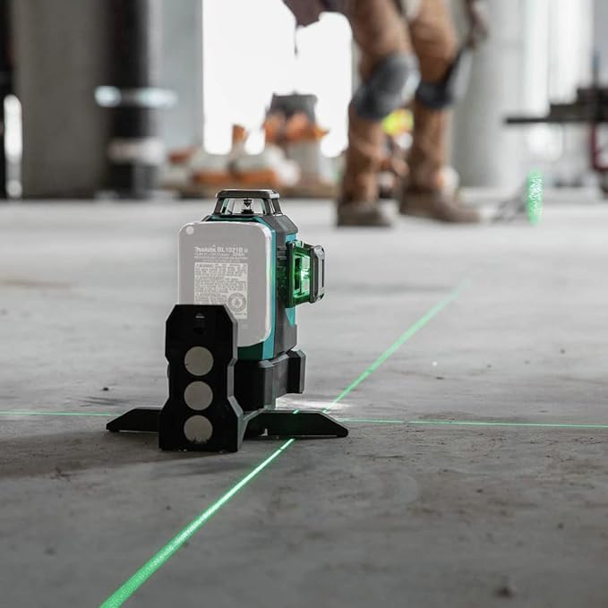 Makita Laserski 4D Nivelator za Precizne Radove + Stalak 150cm
